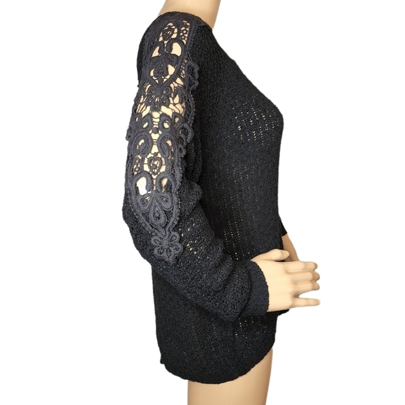 IRIS knitted black sweater. - Picture 7 of 16